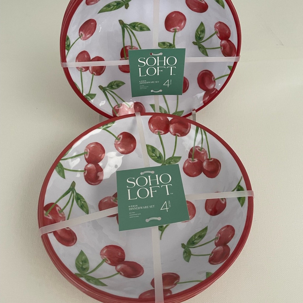 8 pc Melamine CHERRY Design BOWLS 8” Salad/Soup NWT